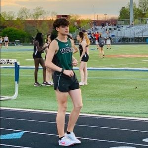 Meet your Posher, Colin